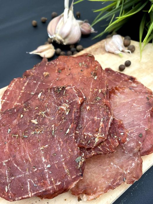 Джерки, кабаноси, м'ясні снеки, закуска до пива