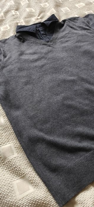 Sweter z kołnierzem koszuli M