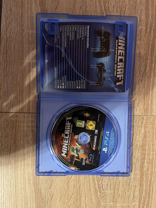 Gry na PS4 (fifa19,Minecraft,Sniper 3 Ghost Warrior)