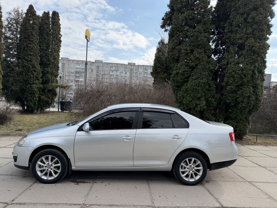 Volkswagen Jetta 2008 На автоматі Газ/бензин