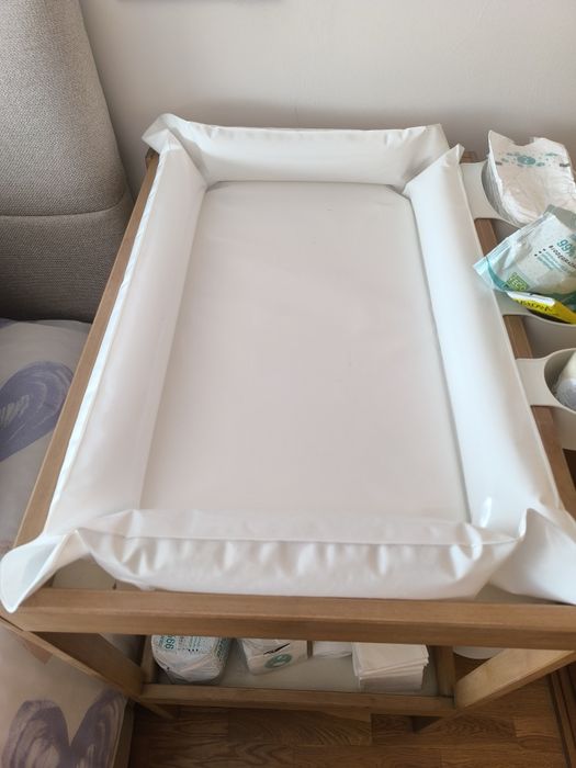 Muda fraldas com almofada