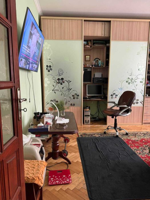 2-х кімнатна квартира, м. Жовква