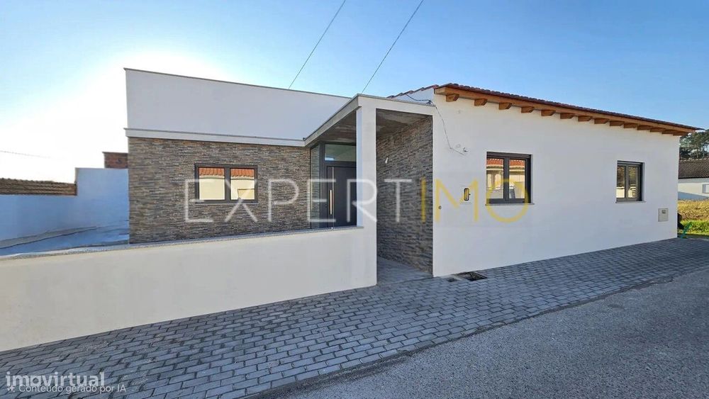 Moradia T3||Construção Nova||Louriçal||Pombal