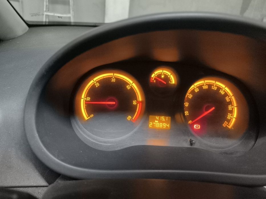 Opel corsa 1.3 CDTI