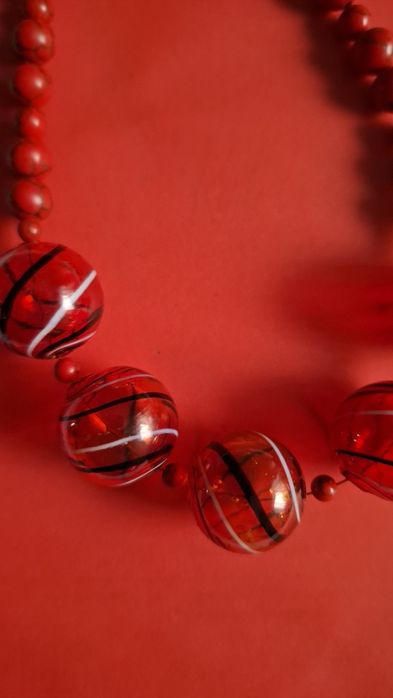 Naszyjnik z czerwonych korali