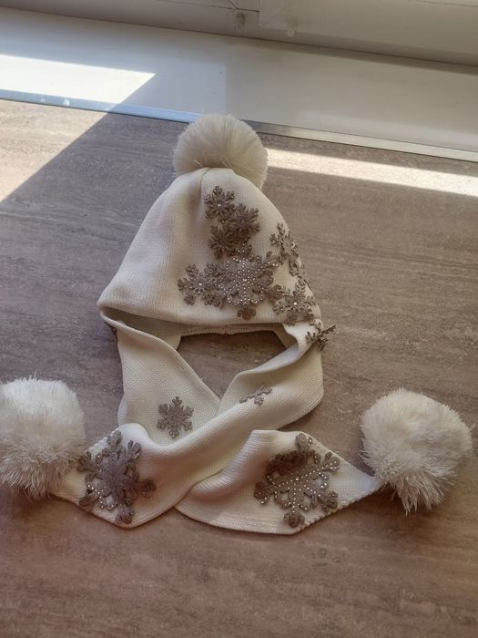 Куртка пуховик на дівчинку