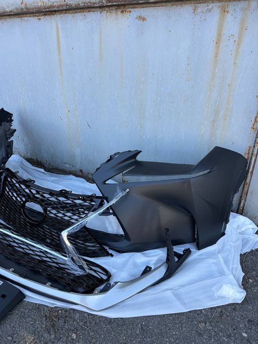 Бампер, передній бампер Lexus NX лексус НХ 2014 2015 2016 2017 2018