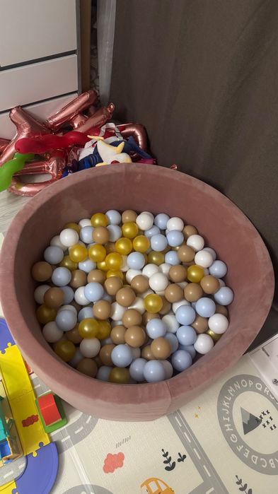 Басейн з кульками дитячий