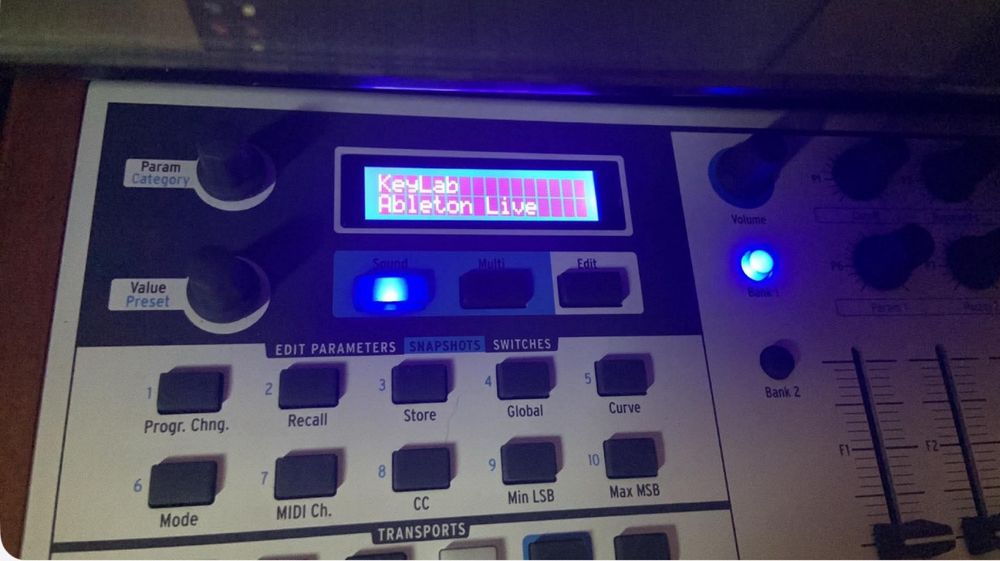 Equipamento DJ estudio
