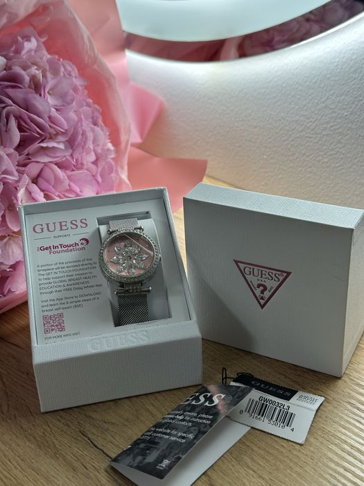 Годинник Guess GW0032L3