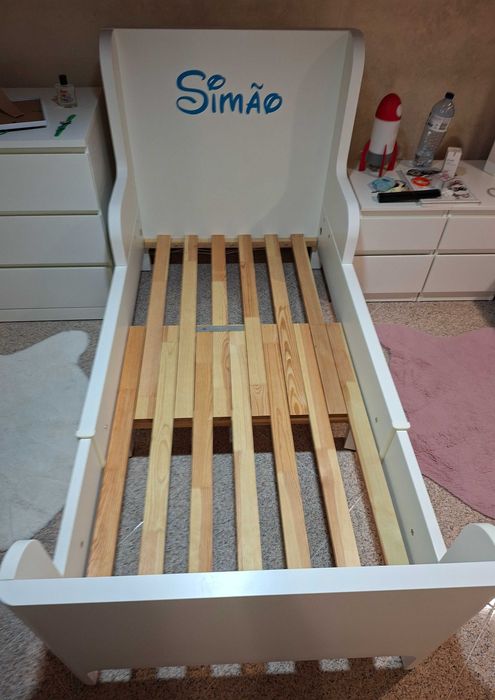 Cama de criança ikea