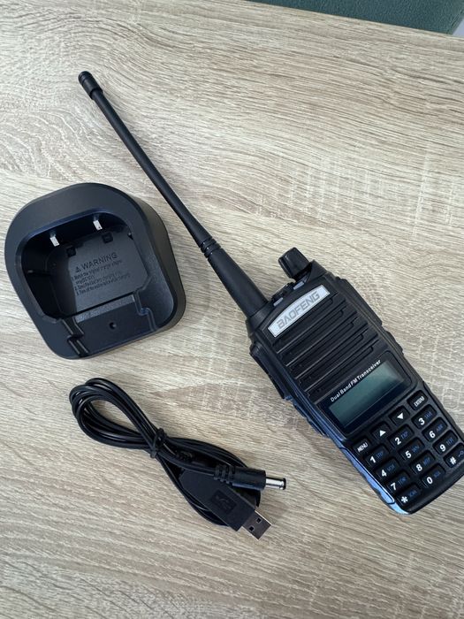 rádio baofeng uv 82.