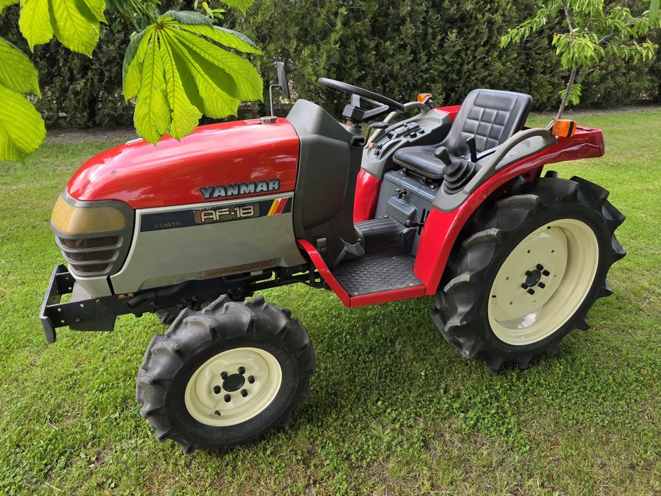 Ciągniczek Traktorek Yanmar AF18 REWERS WSPOMAGANIE  ( Kubota Iseki mitsubishi  )