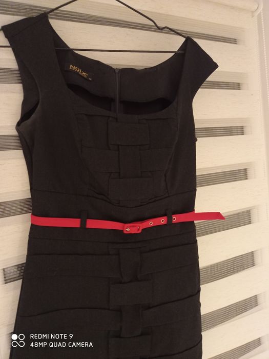 Sukienka "mała czarna"