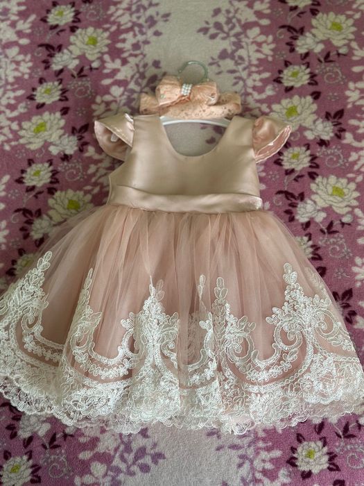Плаття дитяче святкове