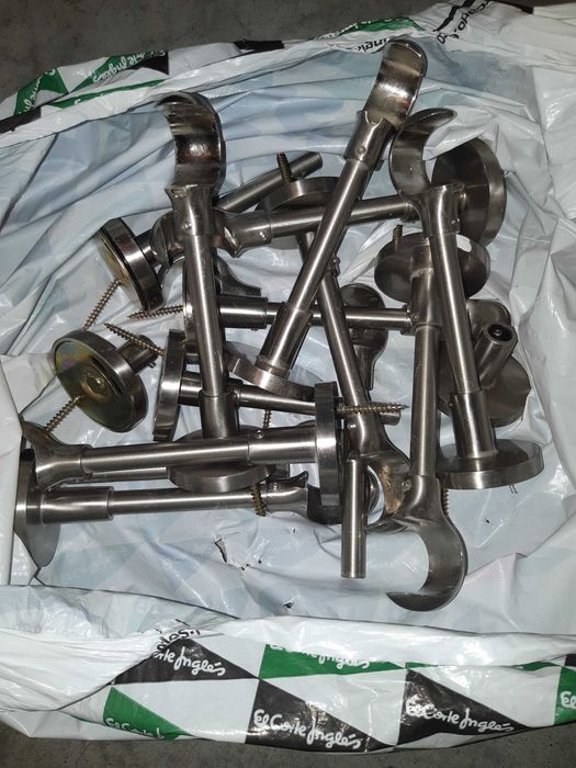 Varões em inox para cortinados