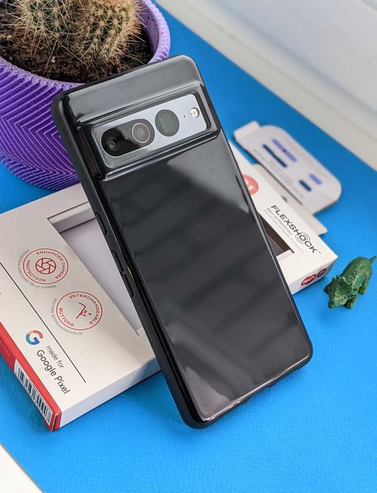Чохол для Google Pixel 7 і 7 Pro - Tech21 EvoCheck (США) чорний