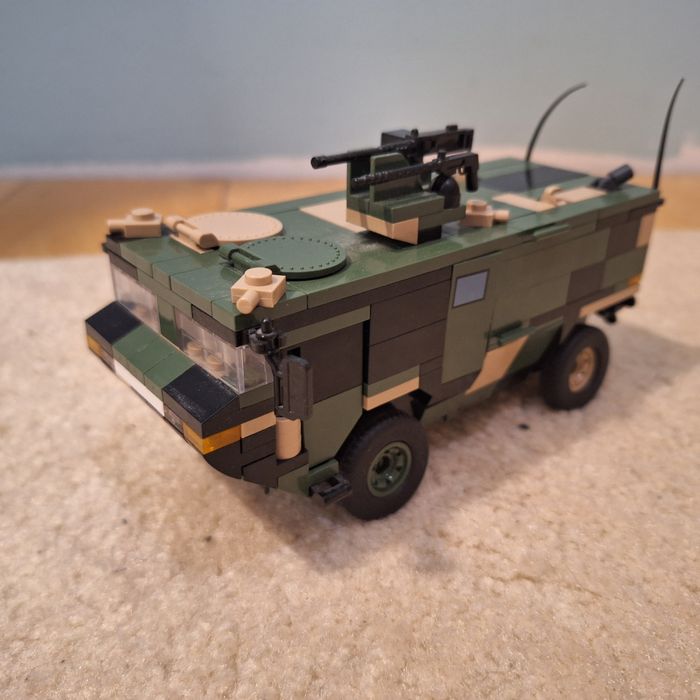 Cobi moc samochód pancerny kleszcz