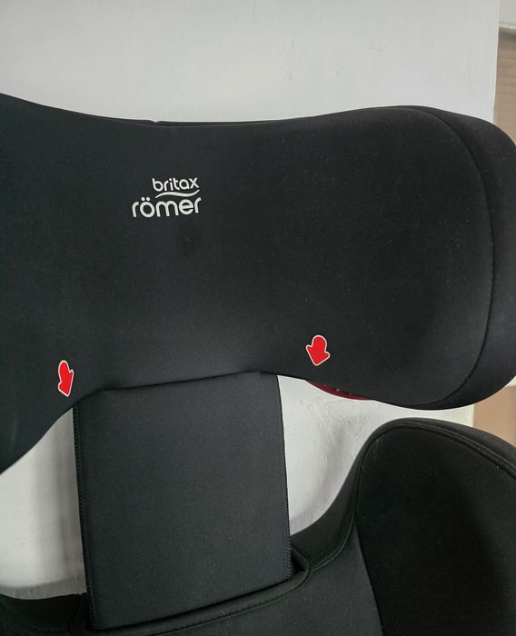 Britax Römer Kidfix III M ideał