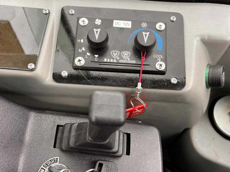 MINI GIRATORIA XN35L PRO RHINOCEROS  Motor Kubota