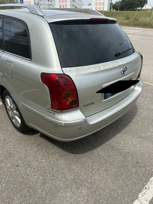 Toyota Avensis 2.0