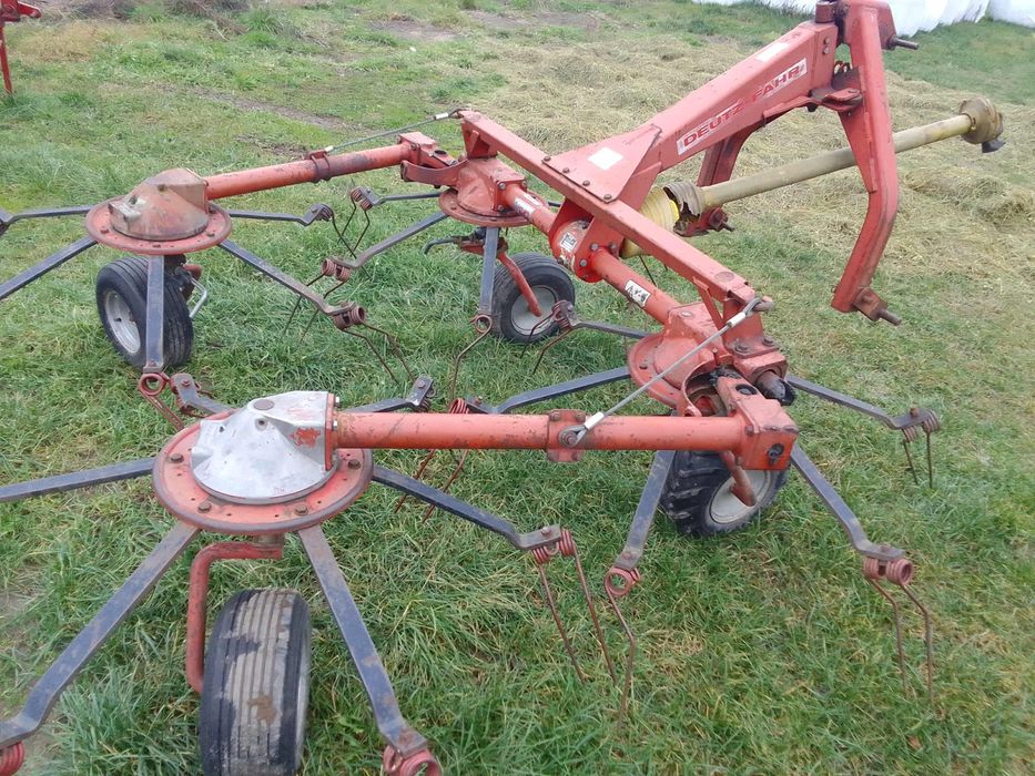 Przewracarka przetrzasarka Deutz-Fahr zgrabiarka fella