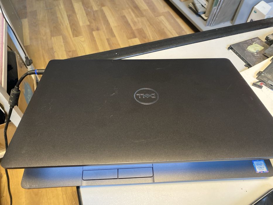 15" DELL Precision 3541 IPS  i5  i7  16GB  nVidia Quadro P620  Win 11