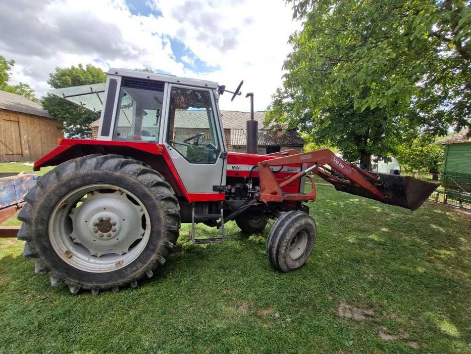 Ciągnik Massey Ferguson 698
