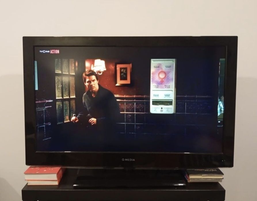 TV QMedia 101 cm