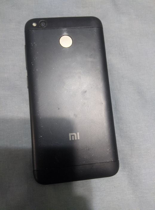 Смартфон Xiaomi Redmi 4x