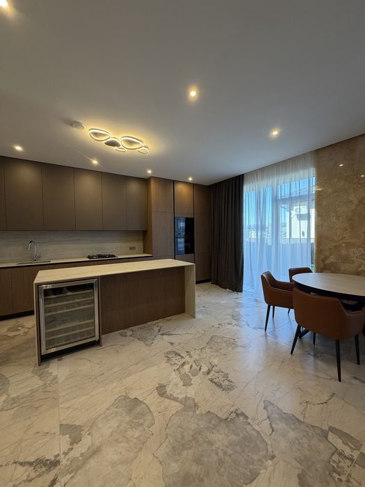 Автономний Townhouse
