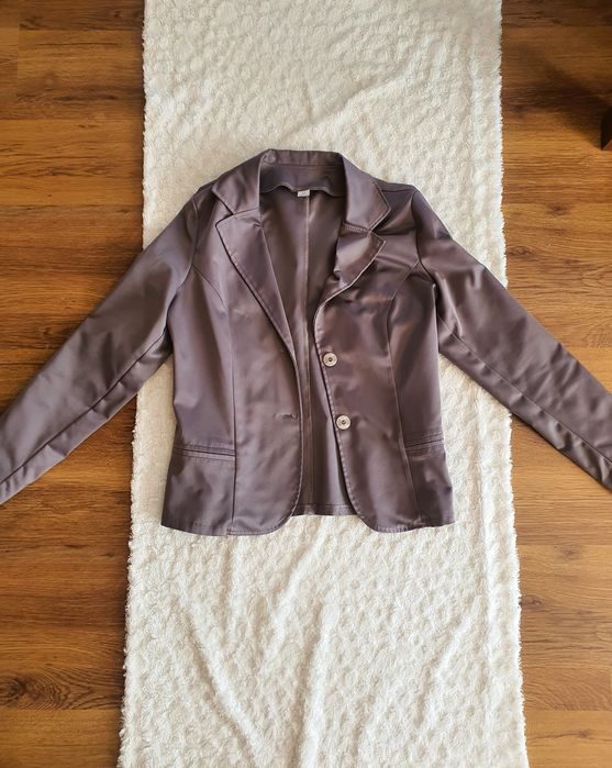 Szara połyskująca marynarka