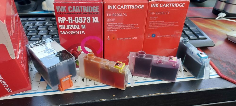 Vendo tinteiros  comprados por engano