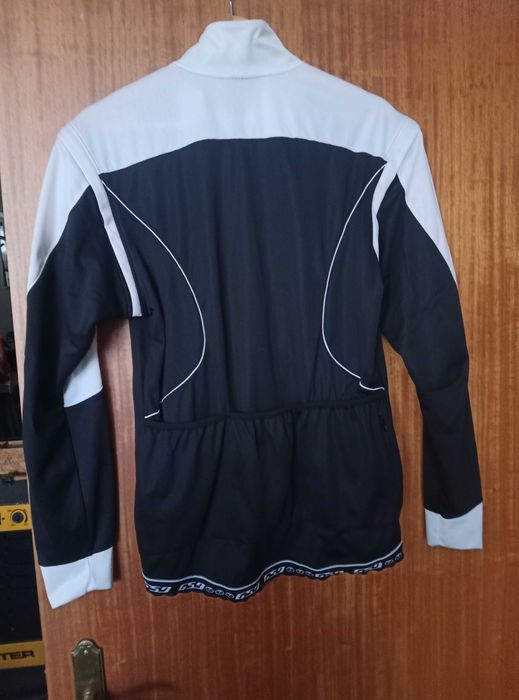 Blusão de ciclismo