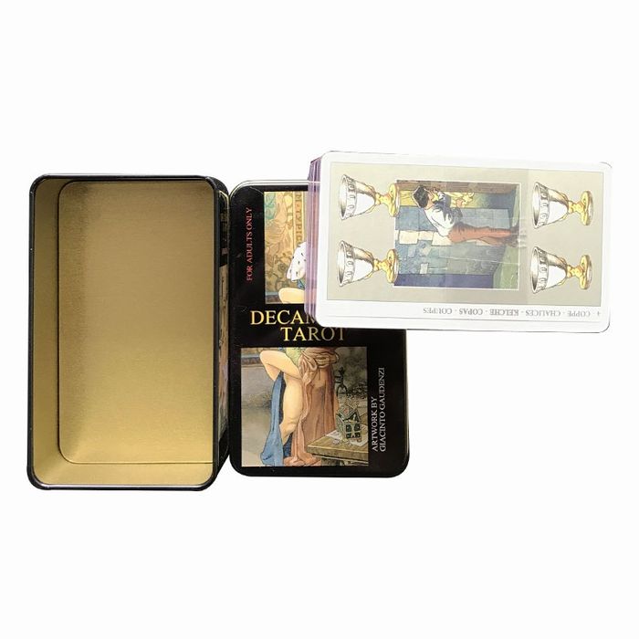 Карти таро в металевій коробці