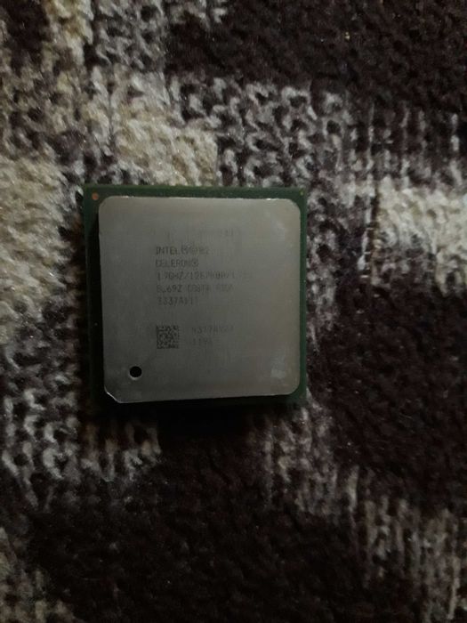 Процесор Intel CELERON SL69Z 1.7 GHZ/128/400/1.75V