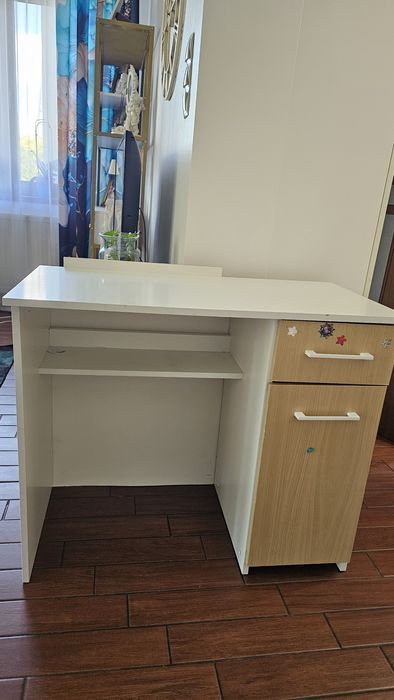 Biurko dziecięce 90cm szuflada szafka oddam