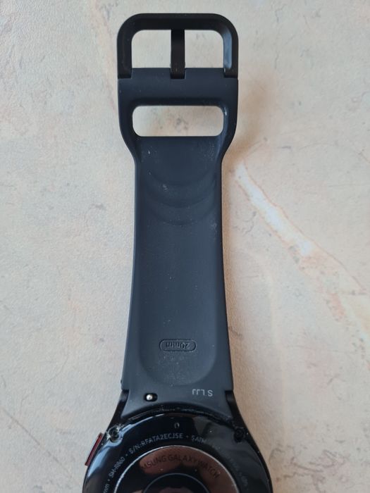 Продам samsung galaxy wath 4 40mm black, + портативна подвійна зарядка