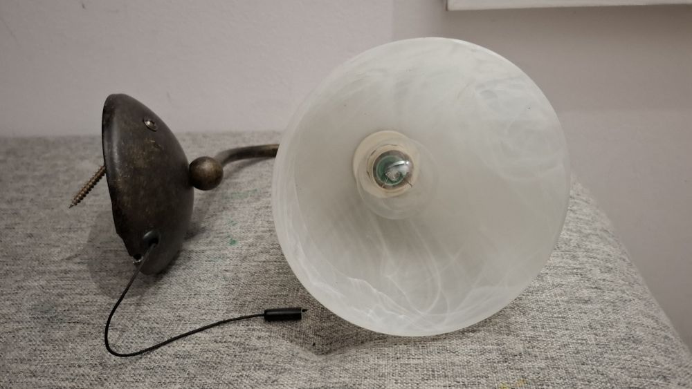 Kinkiet klasyczny z wyłącznikiem