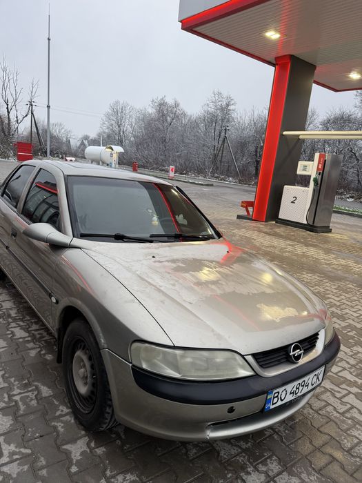 Опель Vectra b На ходу сів поїхав Всі питання по телефону!