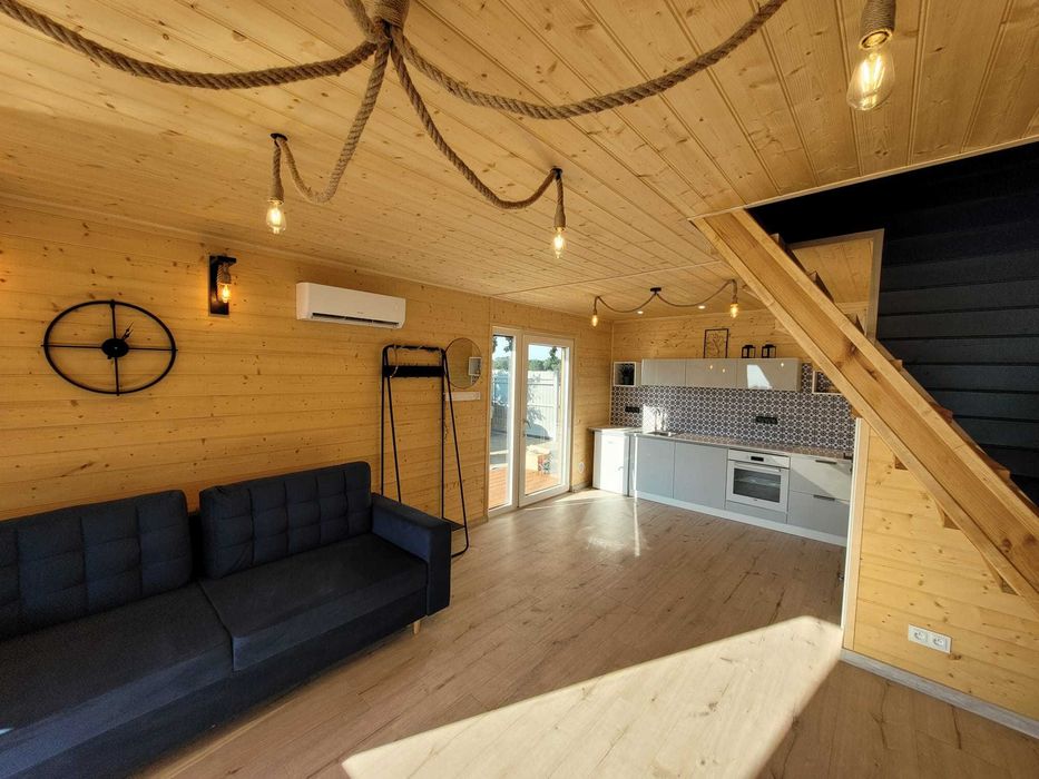 Domek nad jeziorem- linia brzegowa, pomost, mini plaża- Spalona