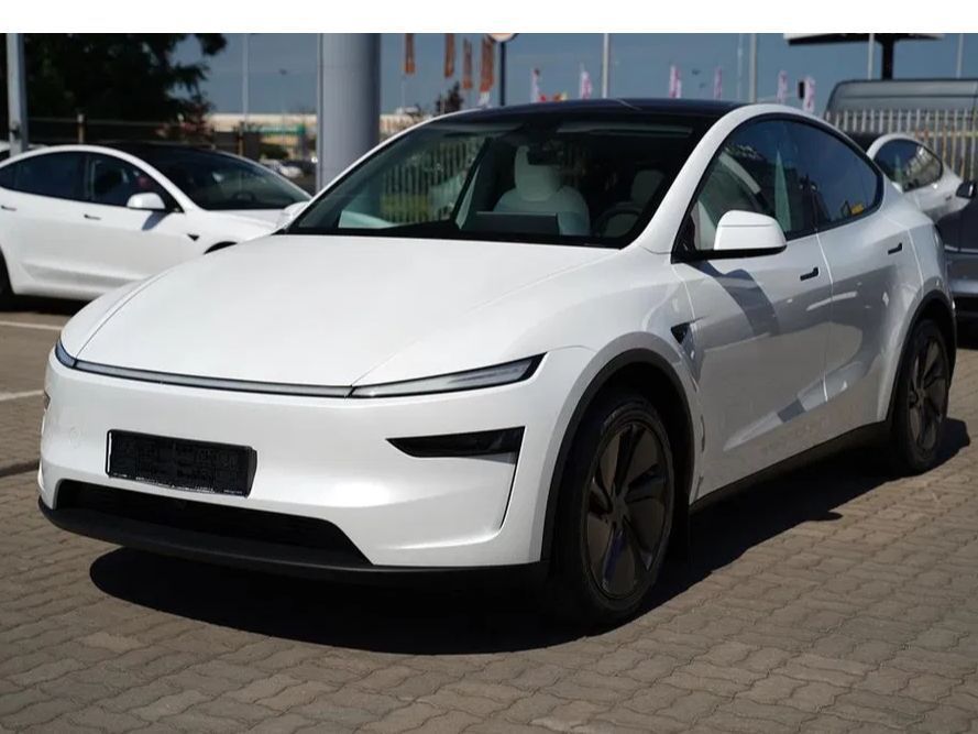 Tesla Y