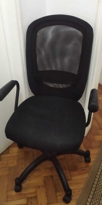 cadeira  IKEA FLINTAN/NOMINELL com bracos