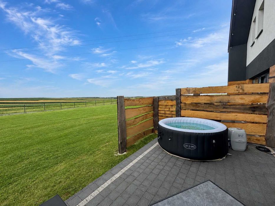 Odpocznij krok od Energylandii – klimatyczne domki w Piotrowicach!