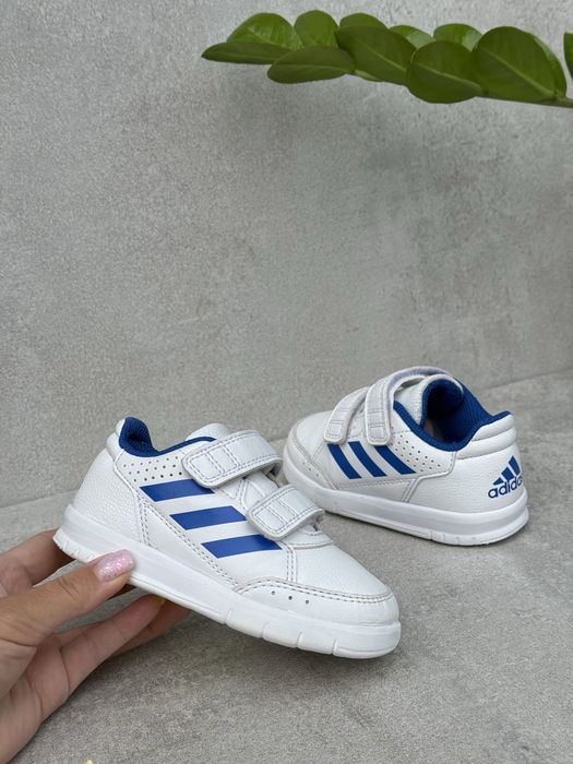 Кросівки adidas для хлопчика, устілка 13.5 см