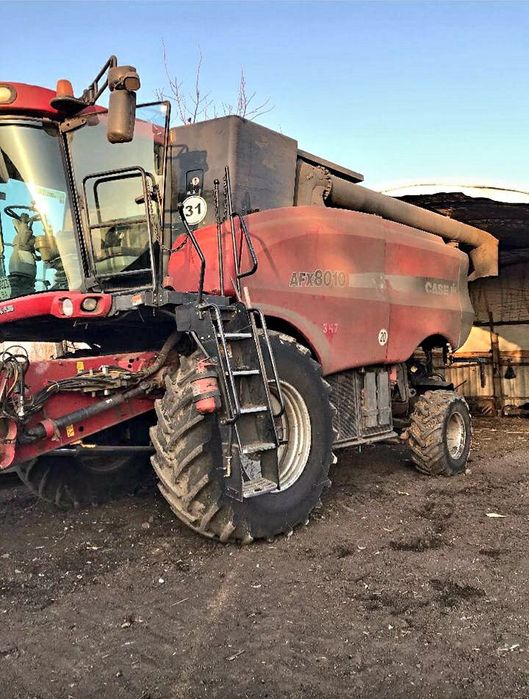 Комбайн Case AFX 8010