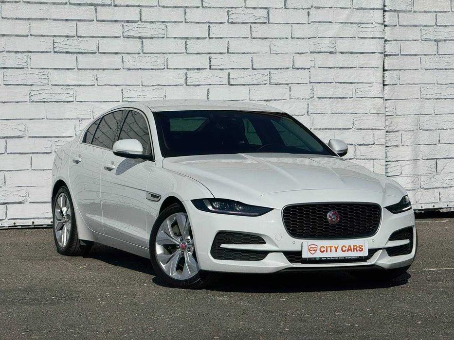 Jaguar XE 2020 р