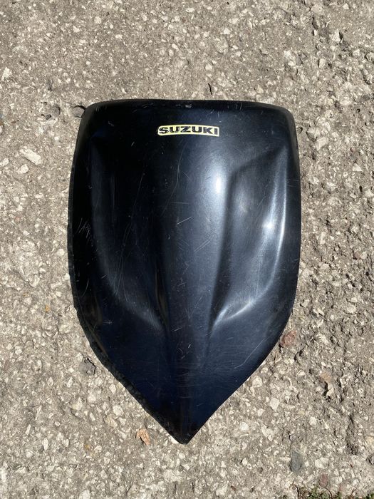 Накладка на передній пластик Сузукі Адрес 110