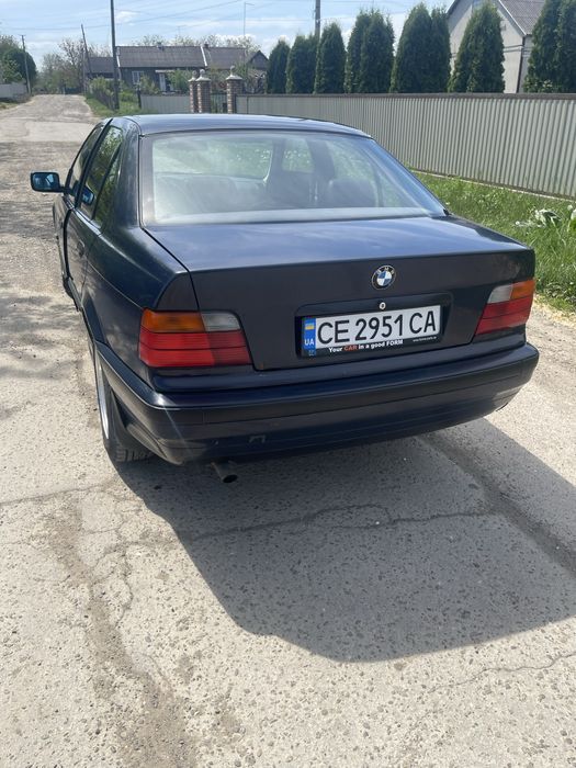 Продам BMW e36 1.8 бенз