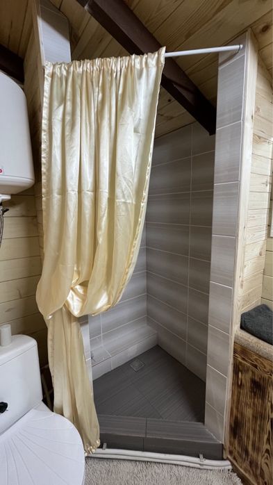 Дом посуточно, чан , баня , джакузи озеро, .лес, відпочинок